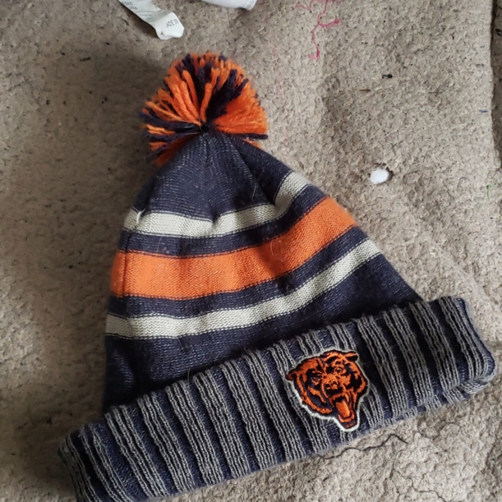 Chicago Bears winter pom hat